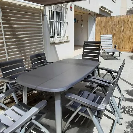 Vila 6 * Llança